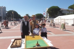 Tous droits réservés (c)