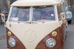 7RV09044