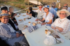 Tous Droits Réservés